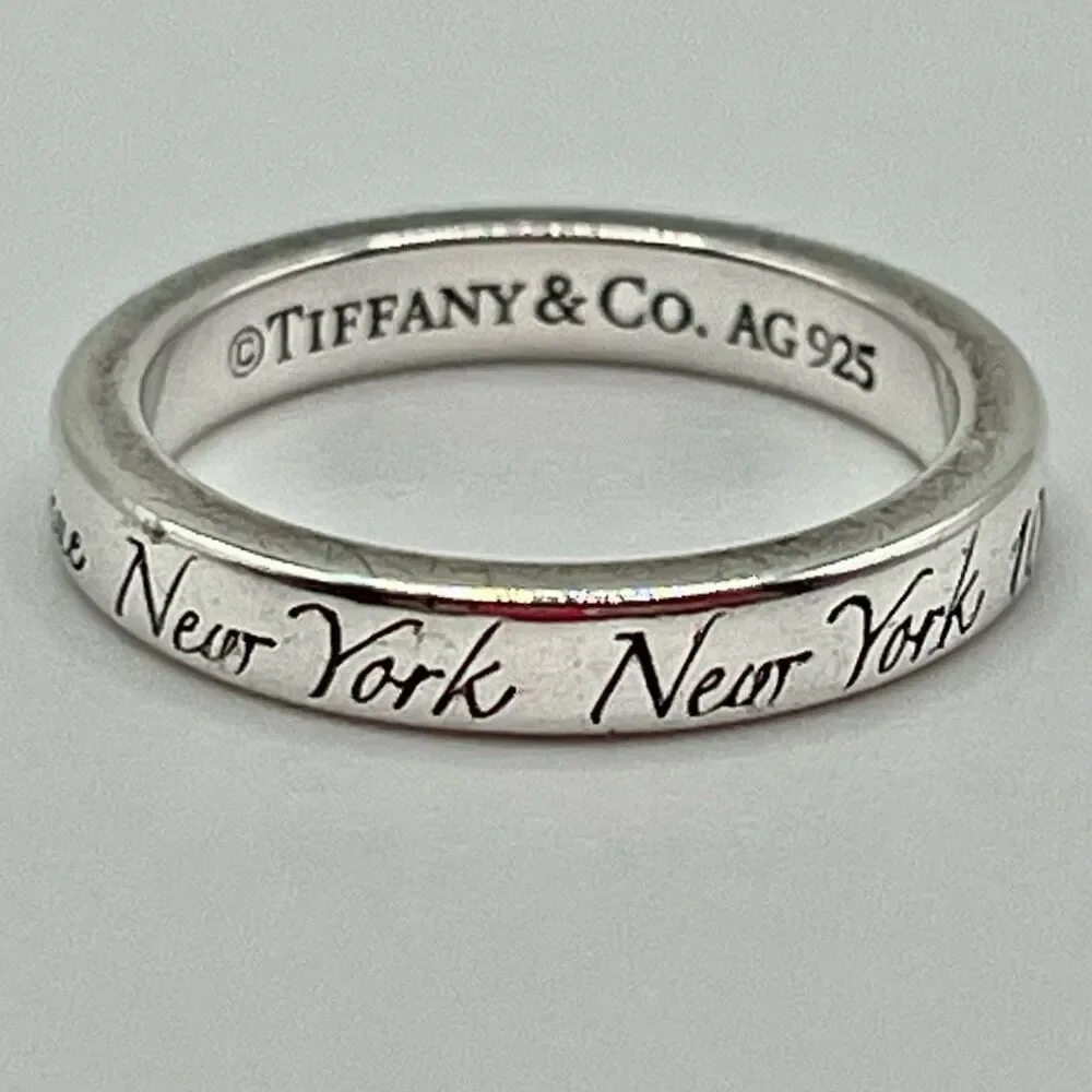 Rare & Retired - Tiffany & Co Notes Fifth Ave Ring - Size 4